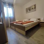 דירה Ivana By Globtour