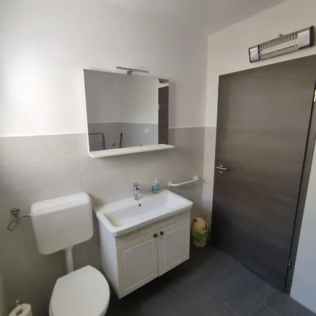 Apartmán Ivana By Globtour Biograd Na Moru